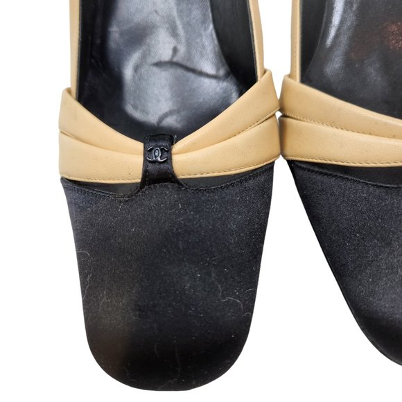 CHANEL Pumps Lambskin Cap Toe Black Metal Chanel Logo on Toe Women's Size EU 38 - Picture 8 of 15